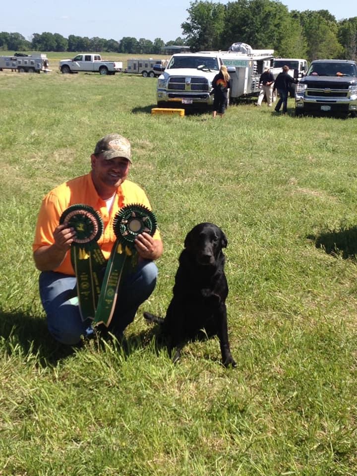 GRHRCH UH Ashlands Midnight Barker MH | BLK Labrador Retriver